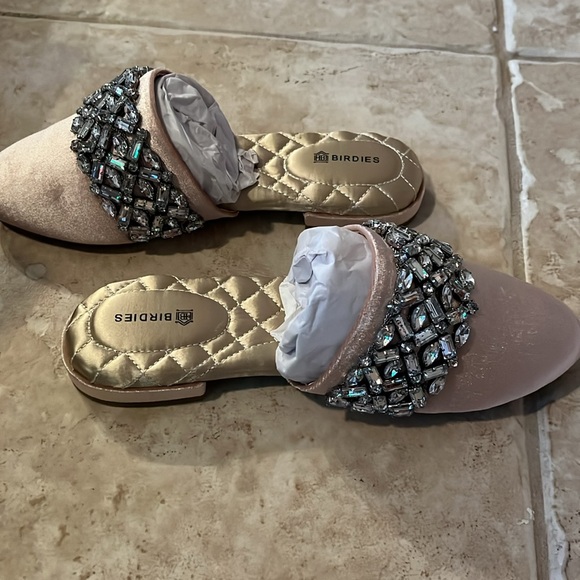 Birdies Bridal The Songbird Rose Velvet Crystal Embellished Mule Slipper - Picture 2 of 3